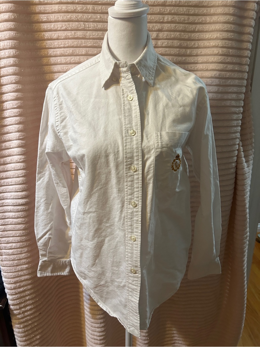 Ralph Lauren Classic White Long-Sleeve Button-Down Shirt with Chest Emblem
